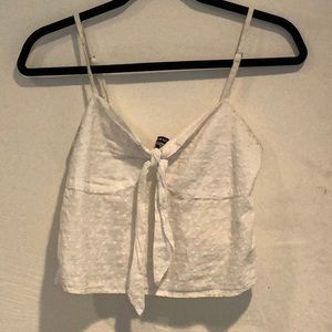 Cute white tank top!